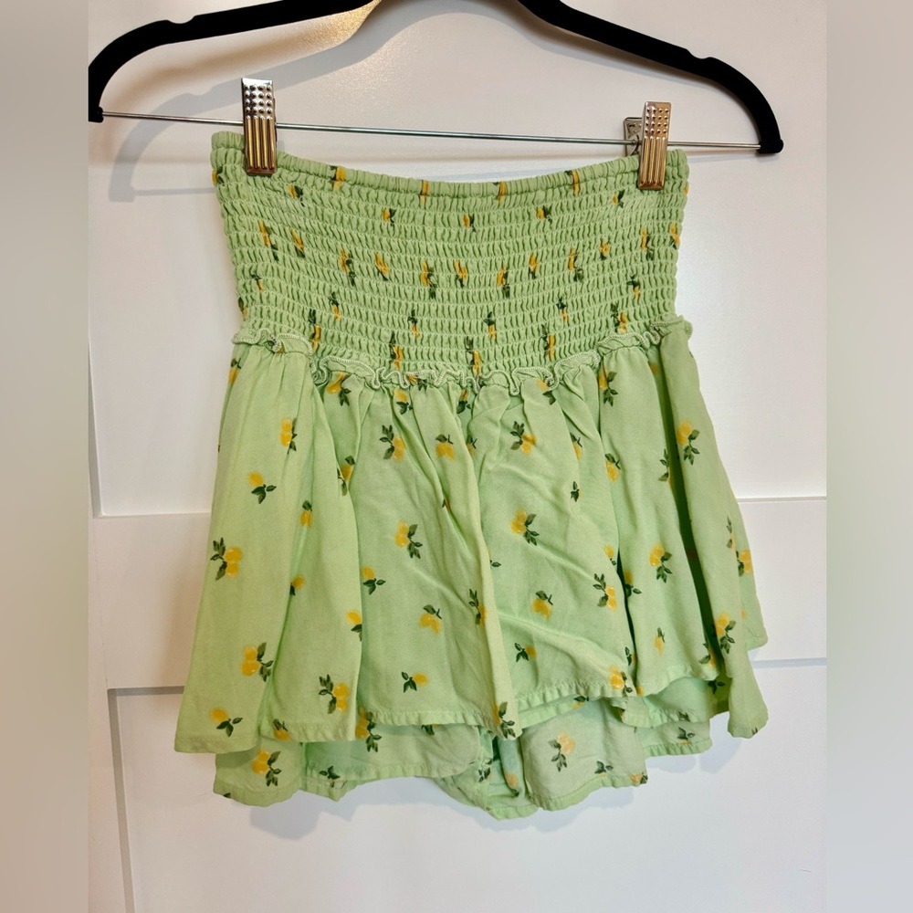 +HOLLISTER+ Lemon ruffled skort
